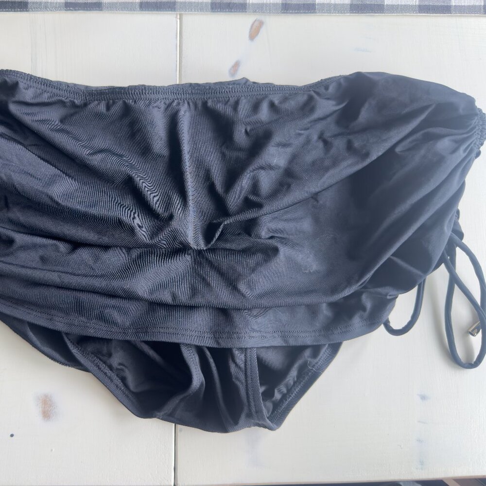 Calvin Klein Ruched high waist Bikini Bottoms XXL.    (E)